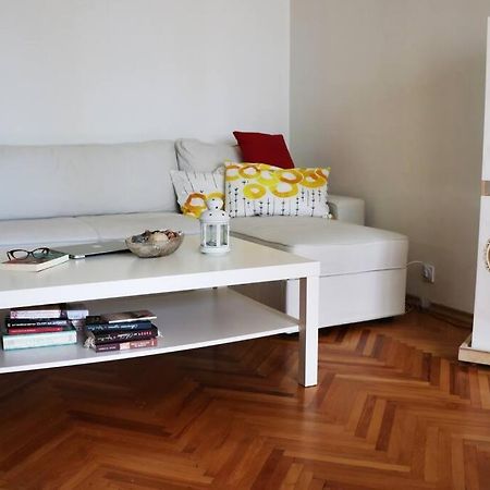 Beautiful Flat In Central Location By Flat Mаnager Sofia Esterno foto