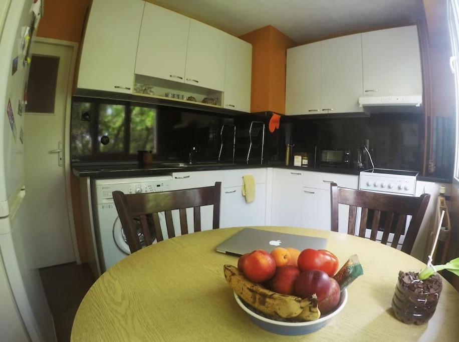 Beautiful Flat In Central Location By Flat Mаnager Sofia Esterno foto