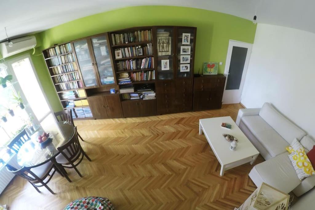 Beautiful Flat In Central Location By Flat Mаnager Sofia Esterno foto