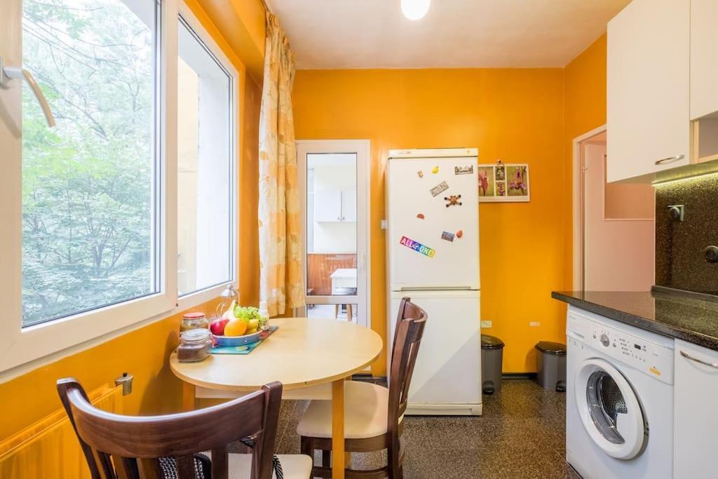 Beautiful Flat In Central Location By Flat Mаnager Sofia Esterno foto