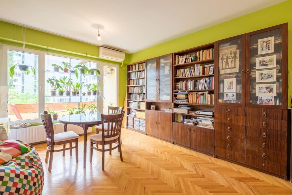 Beautiful Flat In Central Location By Flat Mаnager Sofia Esterno foto